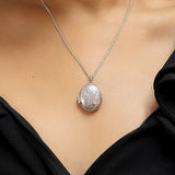 COLLAR RELICARIO OVAL FLORES