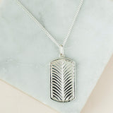 COLLAR PLACA PLUMA